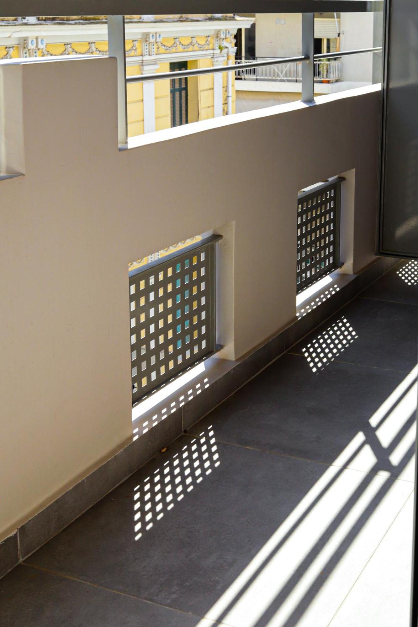 Cutie Studio Apartment In Koukaki Афины Экстерьер фото